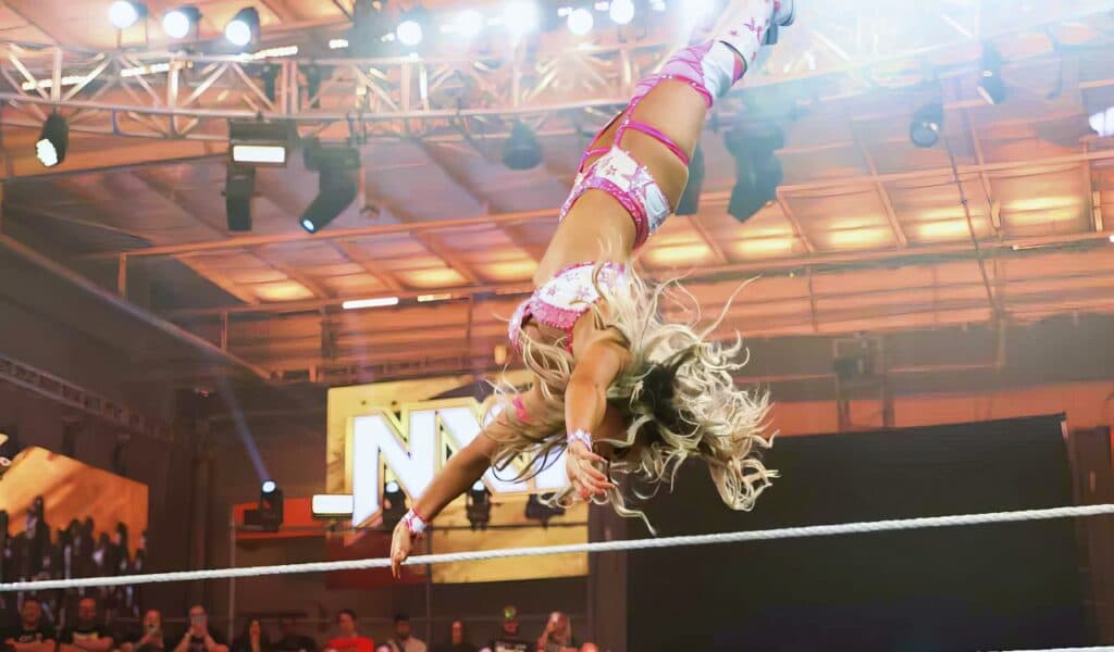 Tiffany Stratton - Moonsault