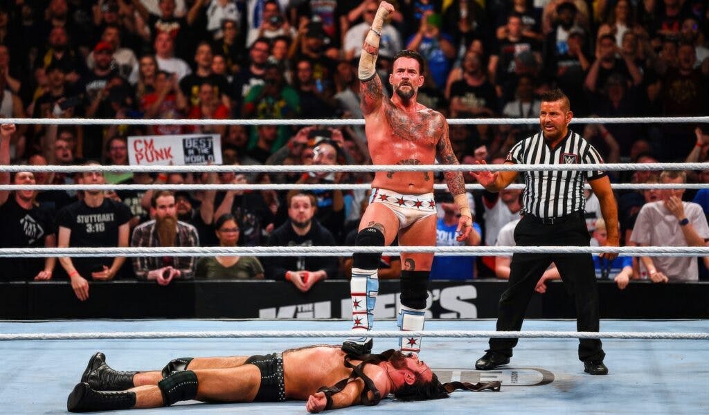 CM Punk Beats Drew McIntyre