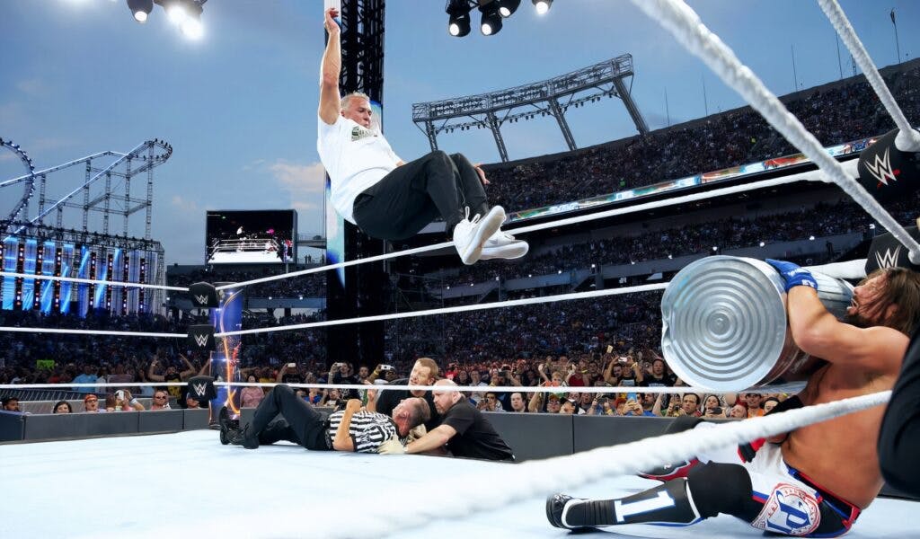 AJ Styles vs Shane McMahon - WrestleMania 33