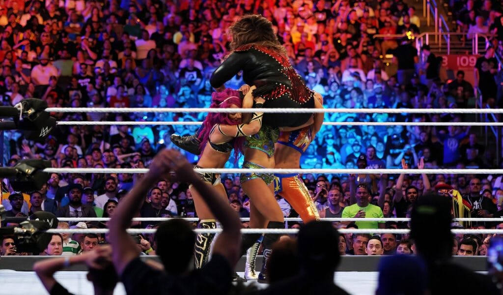 Bayley vs Charlotte Flair vs Nia Jax vs Sasha Banks - WrestleMania 33 Match