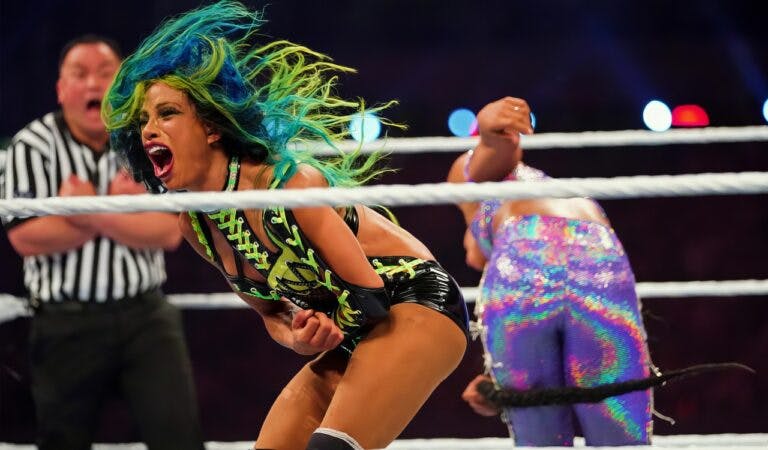 Bianca Belair Hair-Whips Sasha Banks - WrestleMania 37